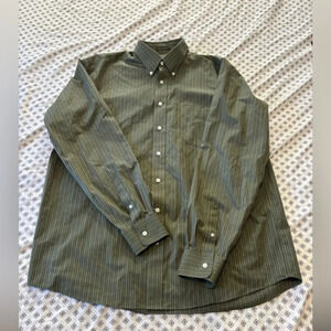 Eddie Bauer wrinkle free classic fit button down shirt size XL   TALL